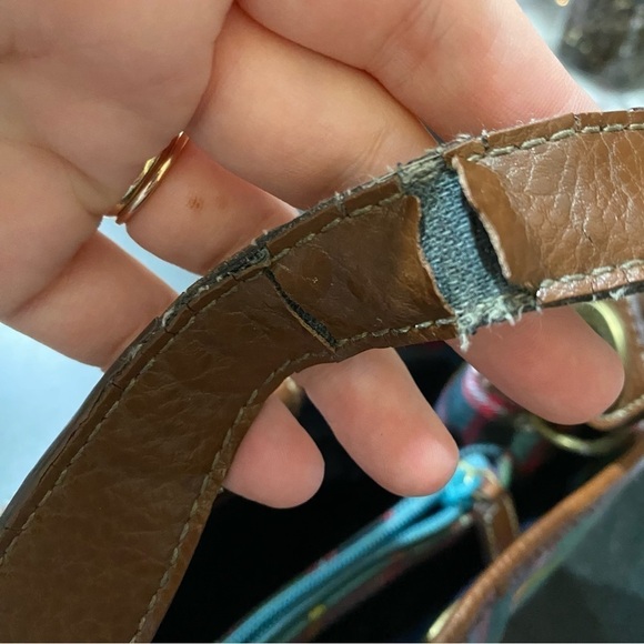 Vintage Y2K Tommy Hilfiger plaid leather purse handbag - Picture 4 of 9